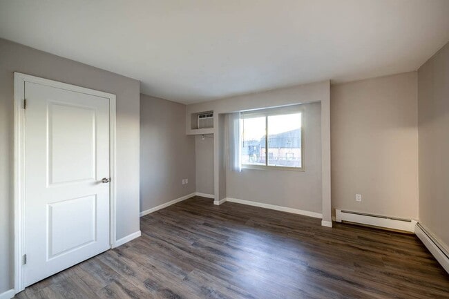 Kent Apartments