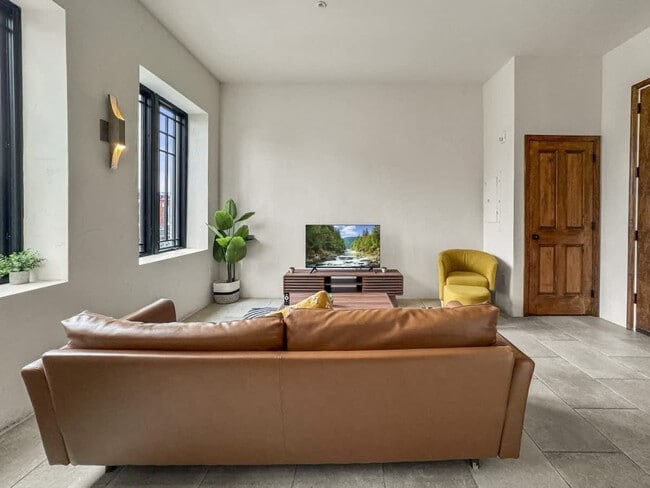 Photo - 309-11 South St Unit ID1055806P