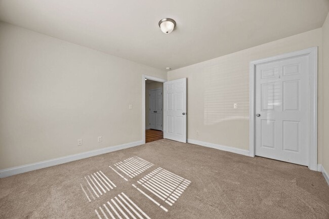 Photo - RENT THIS TWO BEDROOM UNIT FOR REDUCED REN...