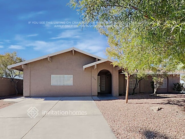 Building Photo - 2250 Horse Creek Cir