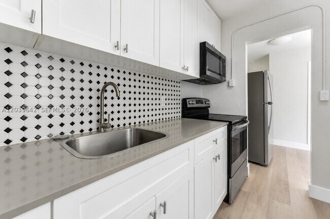 Photo - 6647 SW 59th St Unit 102