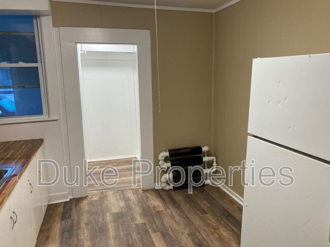 Photo - 431 W State St Unit Apt 2