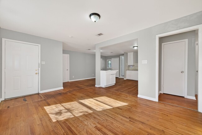 Photo - Spacious 4-Bedroom Home — Housing Vouchers Accepted