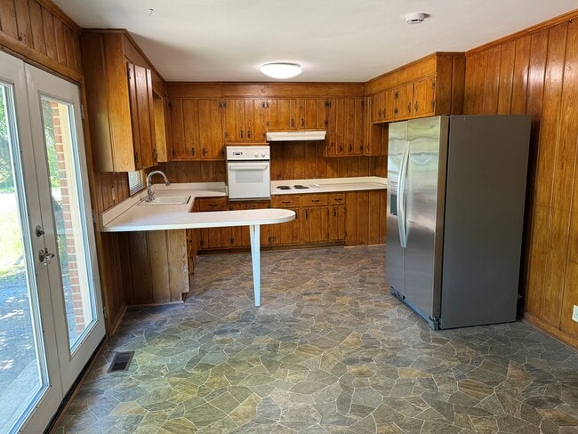 Photo - 904 Bresslyn Rd