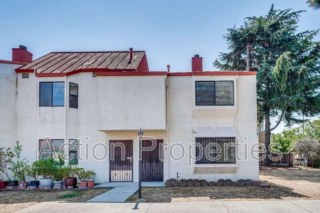 Building Photo - 4010 Shanj Ct