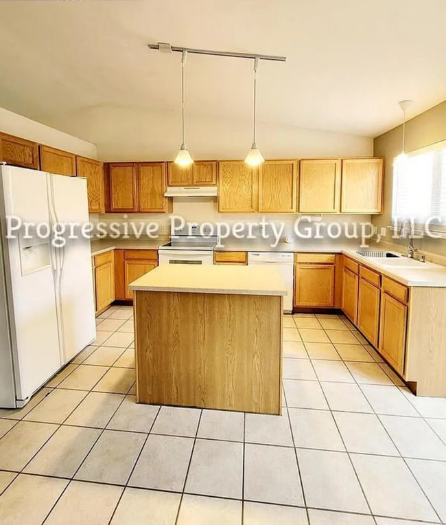Photo - Beautiful 4-Bedroom Gem in the Heart of Br...