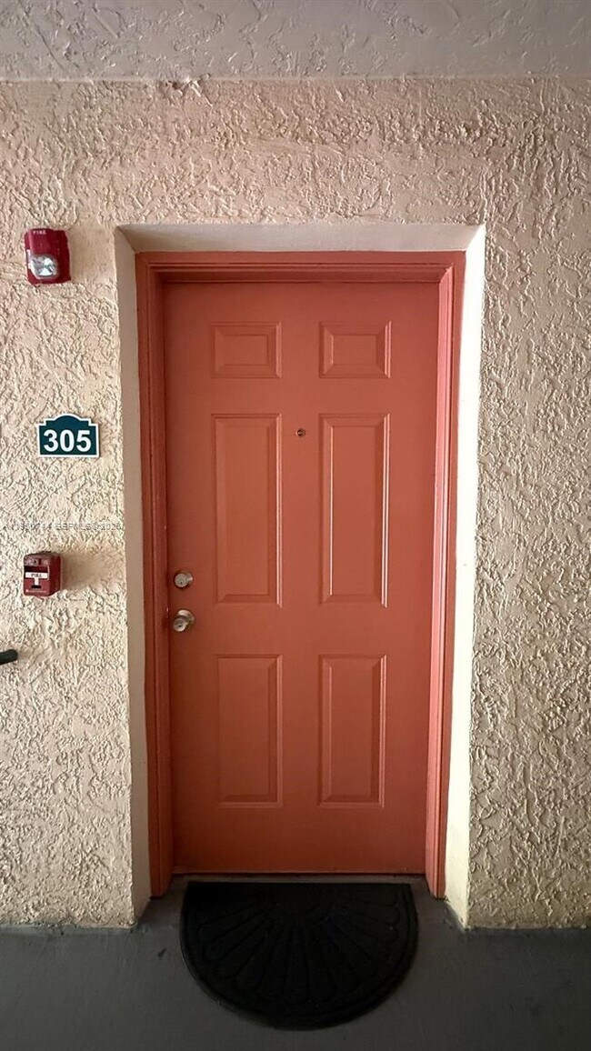 Photo - 2494 Centergate Dr Unit 305