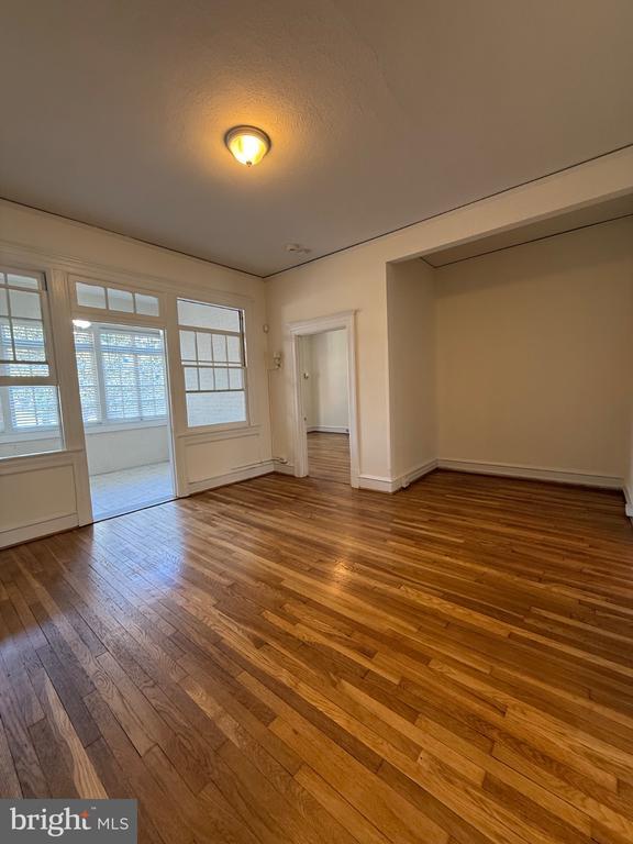 702 Prince Edward St Unit 2
