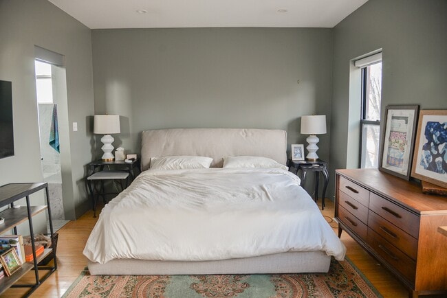 Photo - 1811 W 17th St Unit 301