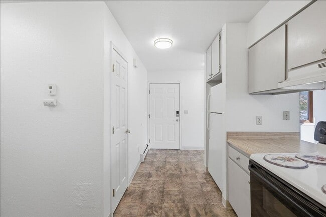 Photo - 900 N Wesglenn Cir Unit #2