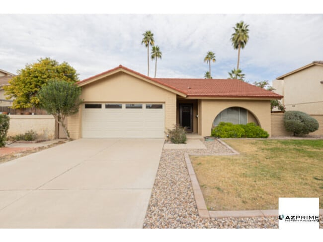 Photo - Thoughtful Finishes and Efficient Layout Make This Stunning 3/2 Tempe residence.