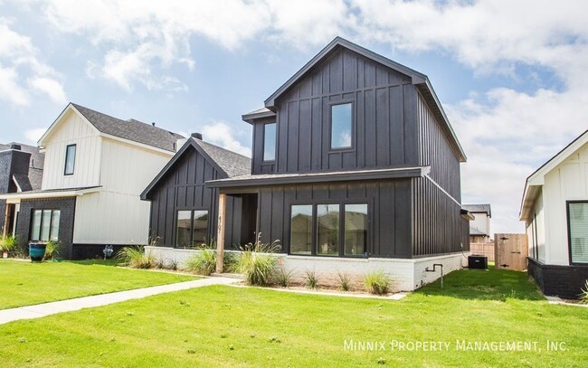 Photo - 4707 125th St