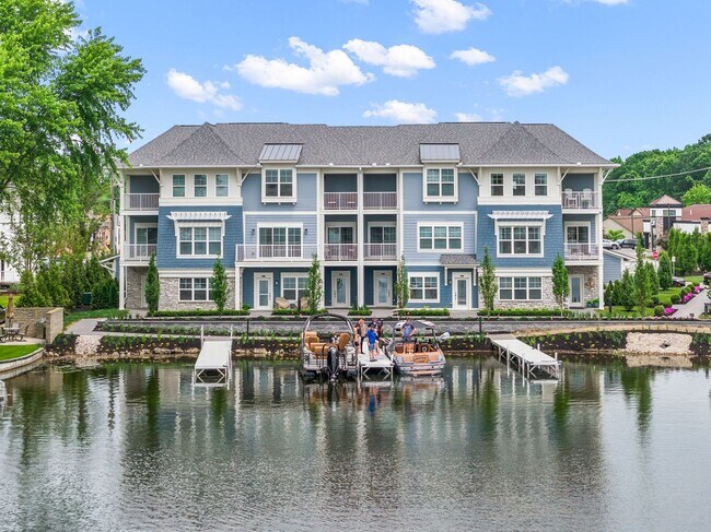 Mystic Cove - Luxury Lakefront Living