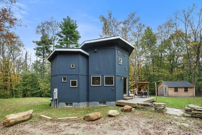 Building Photo - Modern, Tiny Home Retreat with Bonus Studio, Pet Friendly- Becket, MA