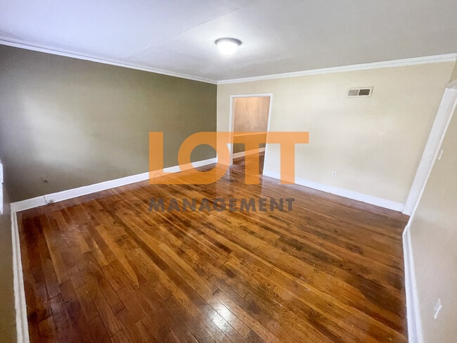 Photo - 600 University Rdg Unidad 33