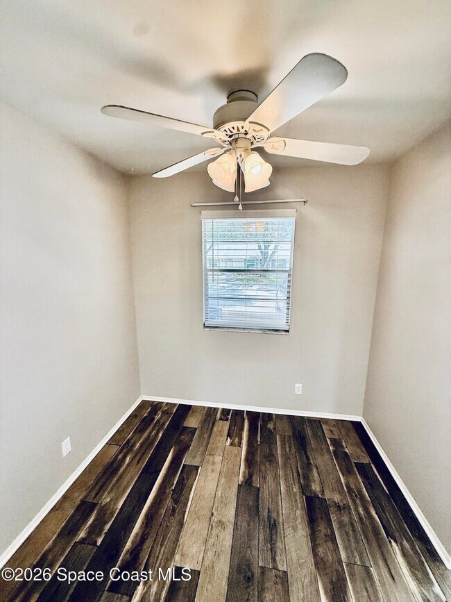 Photo - 851 Dow Ln