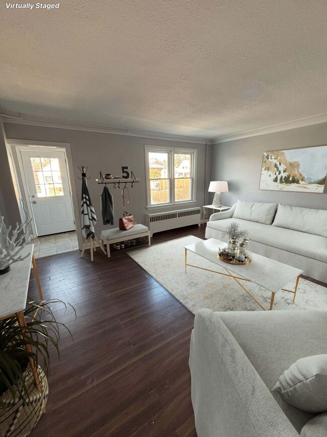 Photo - 610 Temple St Unité Main Floor (2)