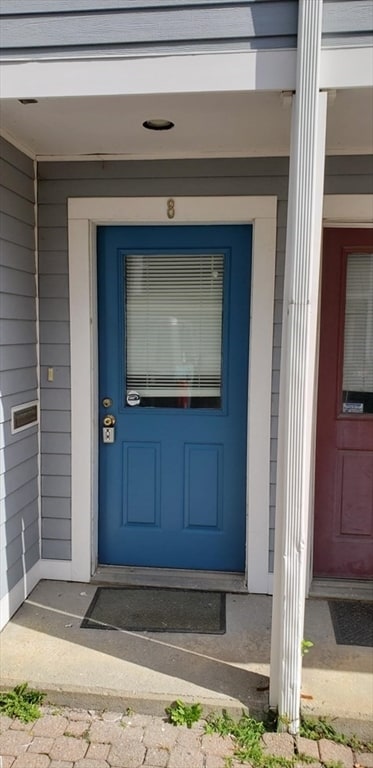 Building Photo - 8 Rollins Ct Unit 8