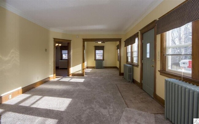 Photo - 505 E Oxford St