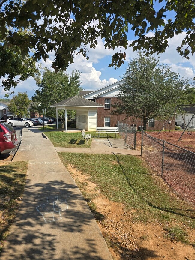 Photo - Beaver Hollow Apartments