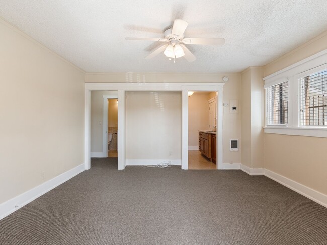 Photo - 1460 Gaviota Ave Unidad 04