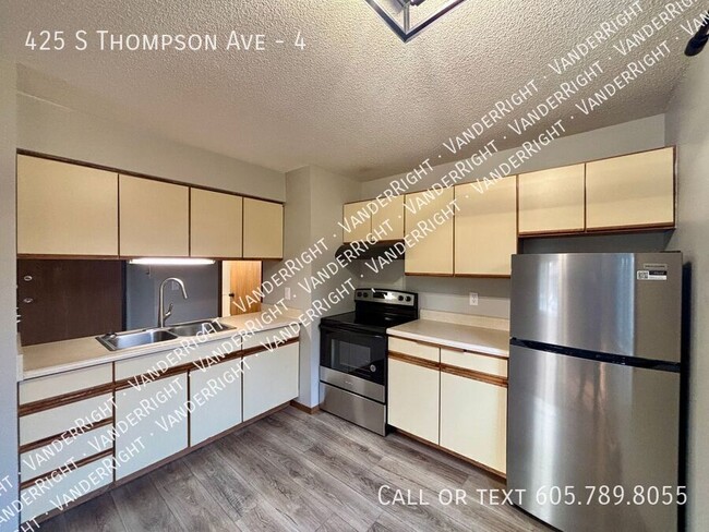 Building Photo - 425 S Thompson Ave Unit 4 Rental