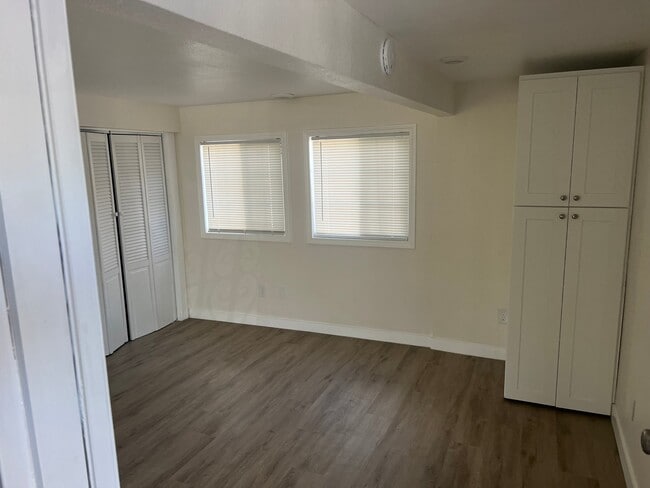 Photo - 105 Tinker Way