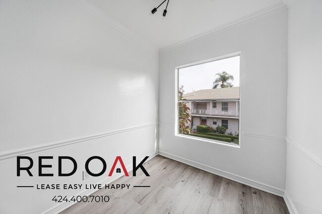 Photo - 5164 Clinton St Unit 5164-1