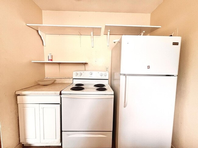 Photo - 2530 Pleasant St Unit 4