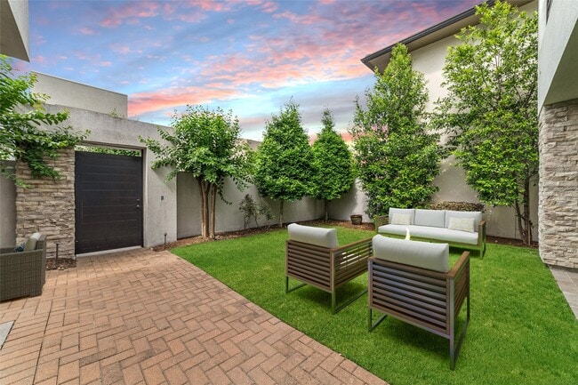 Photo - 11506 Royal Tower Pl