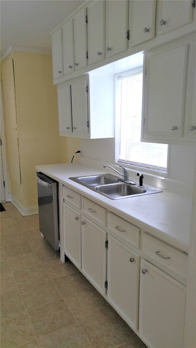 Photo - 2309 35th Ave N