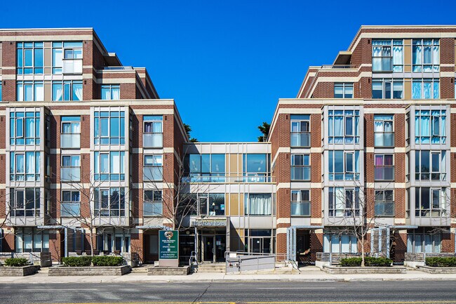 88 Spadina Rd