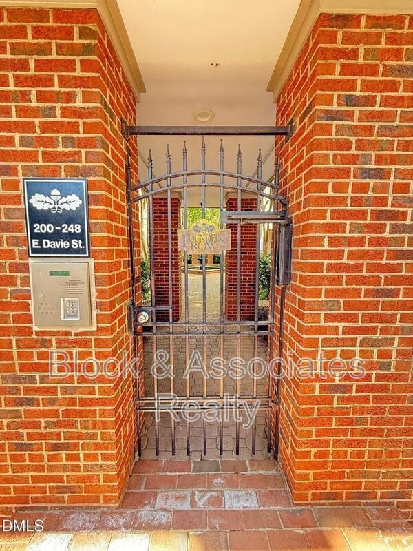 Photo - 210 E Davie St