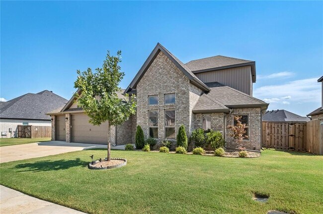 Photo - 230 Bequette Ln