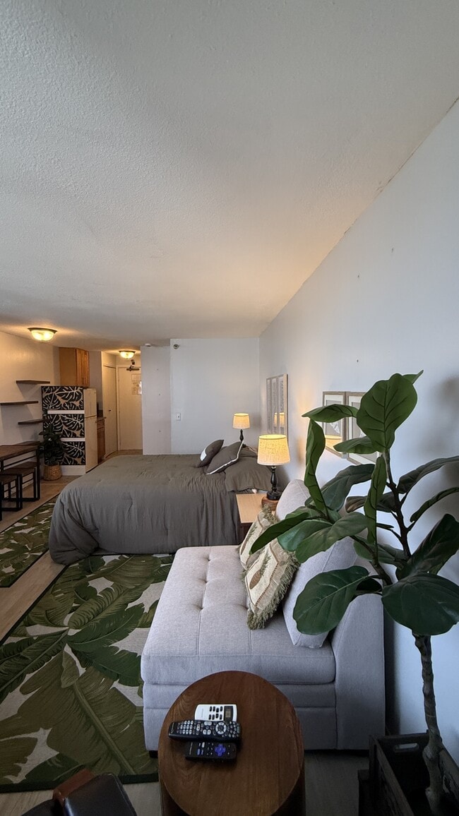 Photo - 1700 Ala Moana Blvd