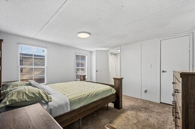 Photo - 2611 Cattail Cir