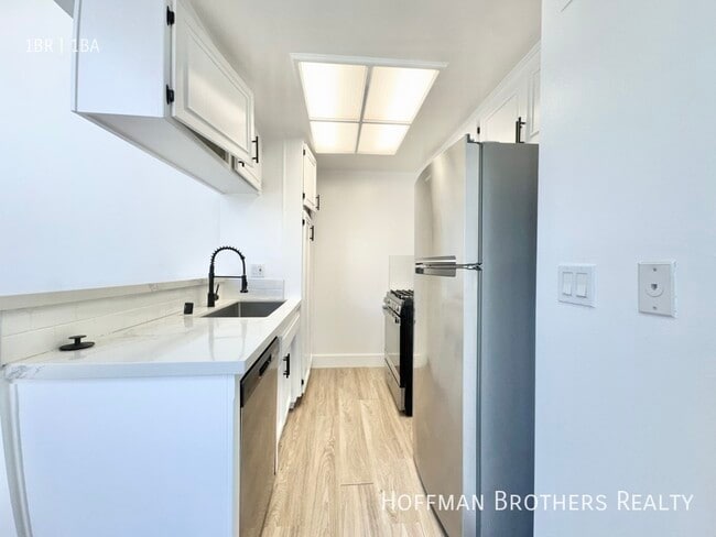 Photo - 15132 Magnolia Blvd Unit 204A