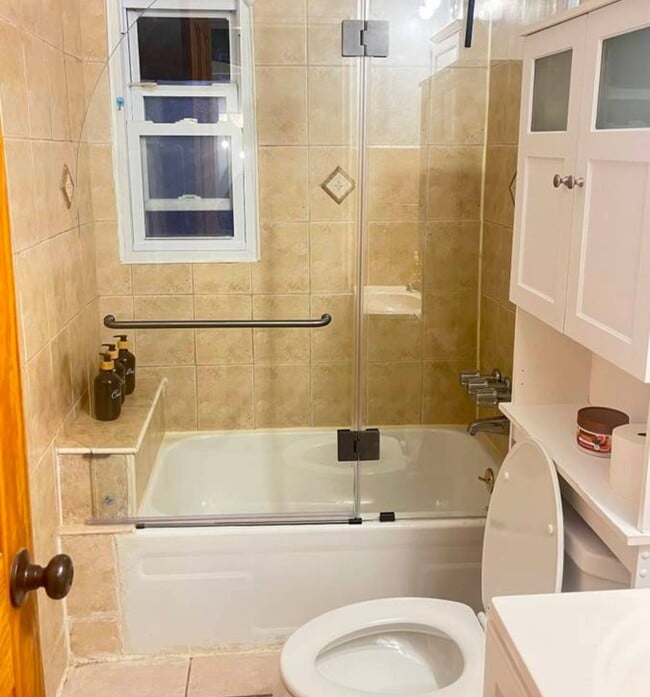 Photo - 21-24 28th Ave