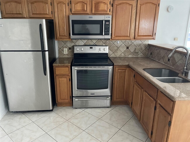 Photo - 8580 SW 23rd Pl