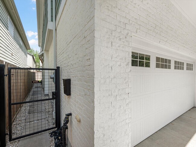 Photo - 1432 Prince St