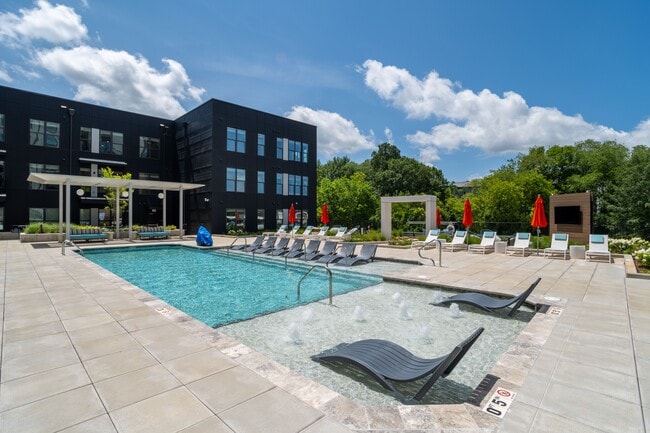 Photo - Alexan LoSo Apartments
