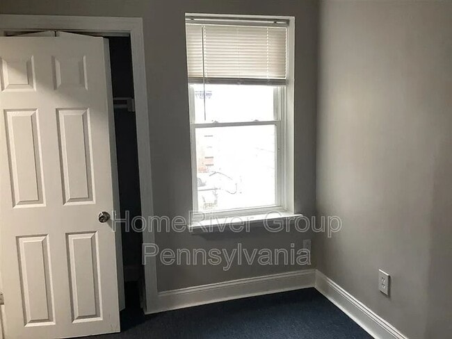 Photo - 2516 Ingersoll St