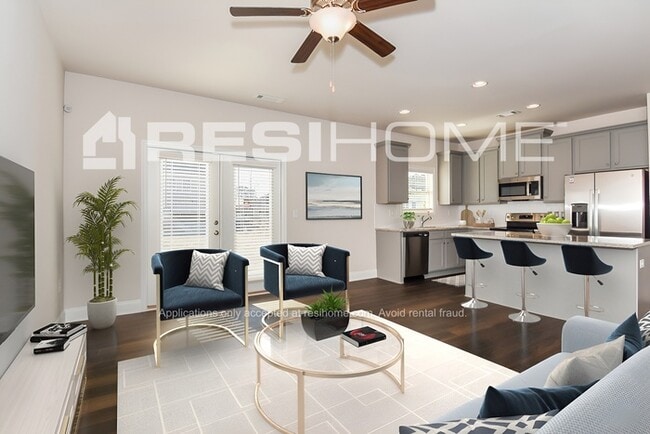 1021 Tranquil Gdns Pl