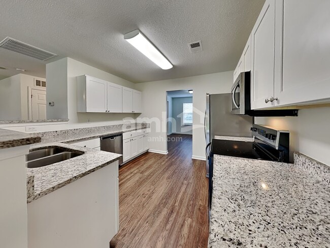 Photo - 520 Dogwood Creek Pl