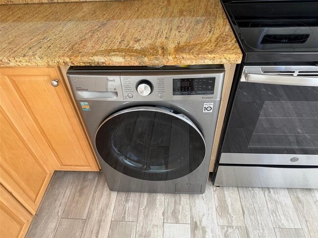 Photo - 2051 NE 56th St Unit 1