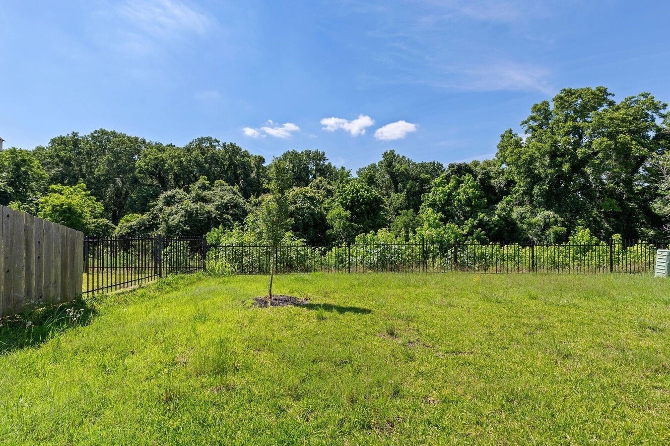 Photo - 5319 Rivers Edge Dr