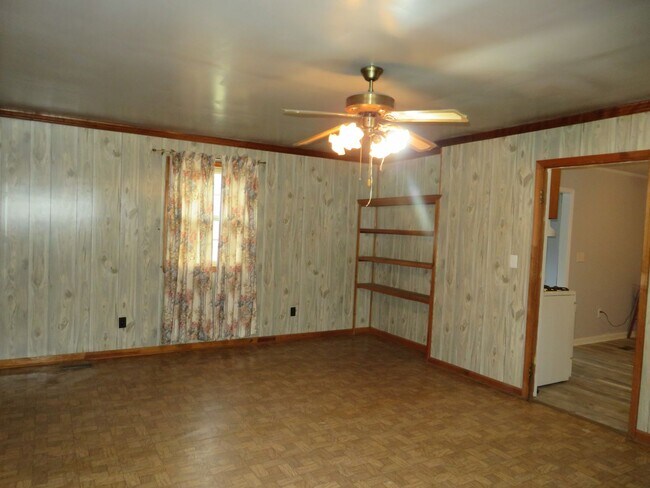 Photo - Sutherland (Dinwiddie)