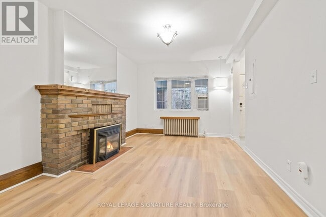 Photo - 317 Durie St