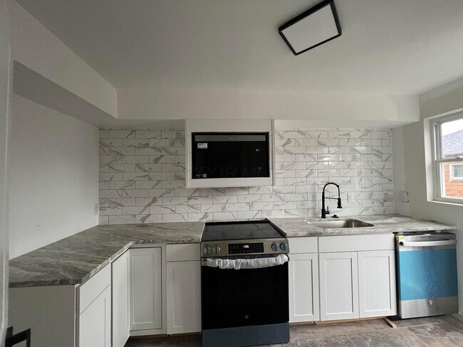 Photo - 50 N Hampton Rd Unit C