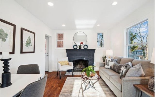 Hogar - Monarch Hill East